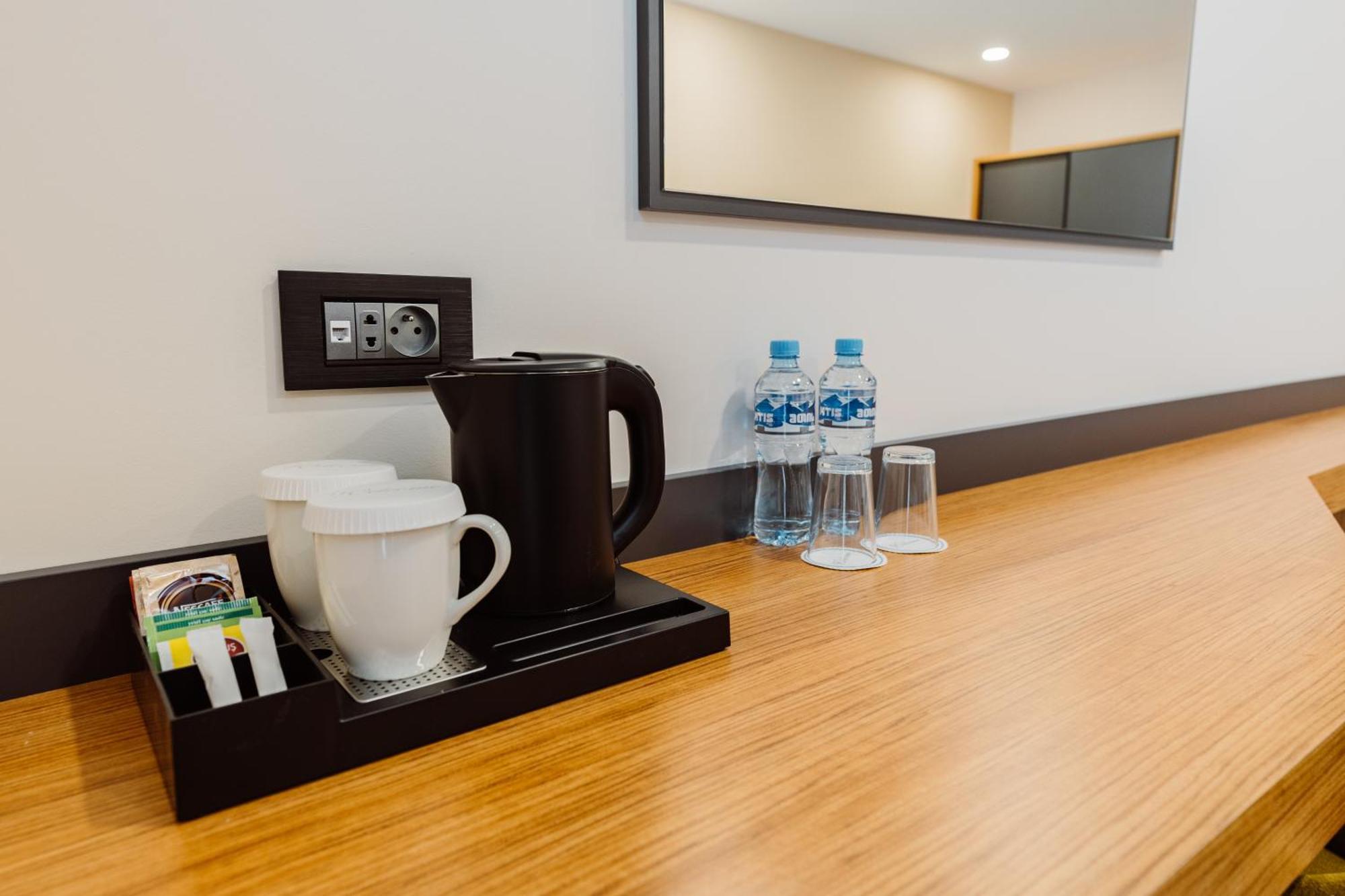 Best Western Plus Батуми Екстериор снимка